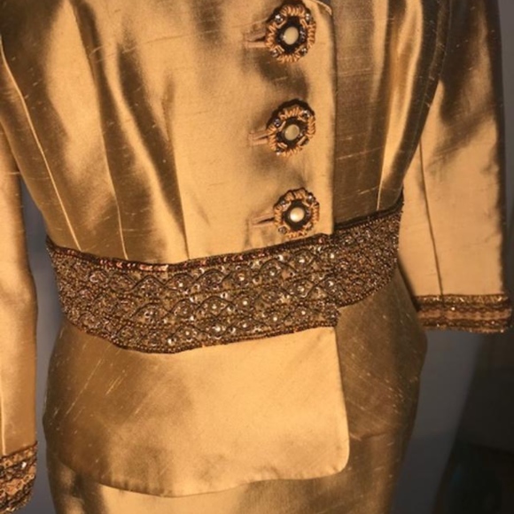 Formal Suit - Picture 2 of 3